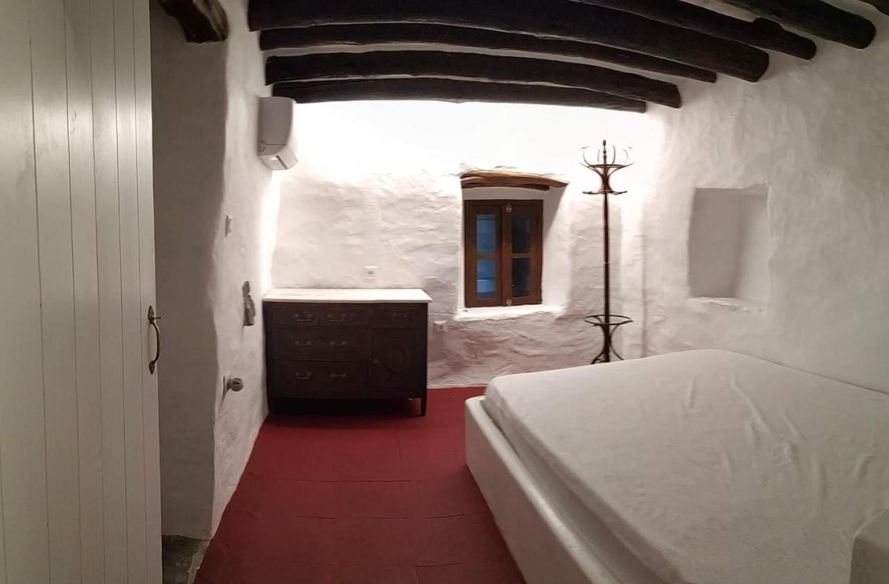 Spiti Anita, Superior Master & Double Room - Pristine, Serene, Beautiful Views กาวริยอน ภายนอก รูปภาพ